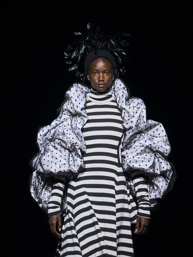 NYFW: Ο Marc Jacobs δίνει couture αέρα στο νεοϋορκέζικο street wear