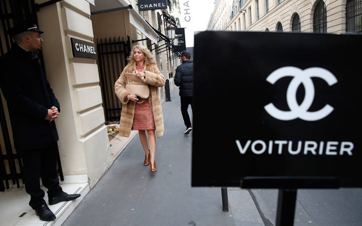 Πρώτη εβδομάδα μόδας στο Παρίσι χωρίς τον Καρλ Λάγκερφελντ