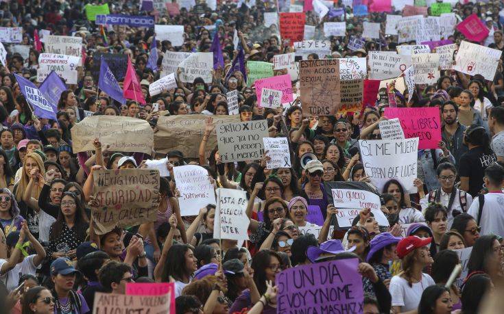 Οι γυναίκες αντιδρούν για τις απόπειρες απαγωγής από το μετρό του Μεξικού