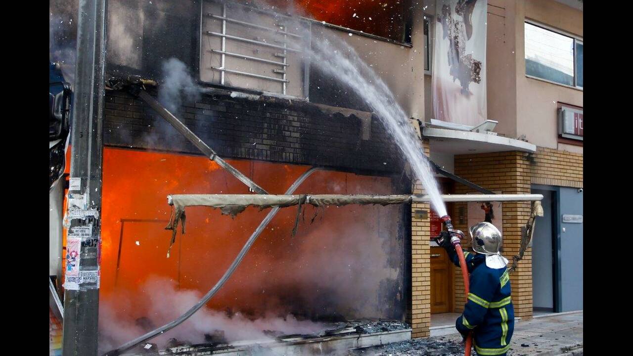 Πυρκαγιά σε κατάστημα παιχνιδιών στο Χαλάνδρι