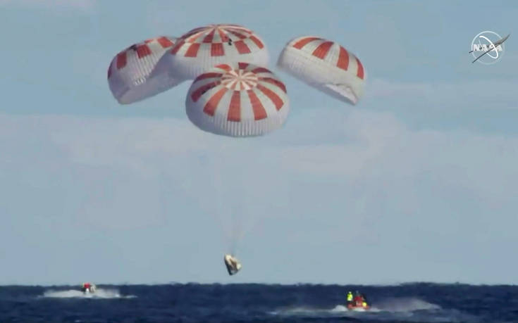 Επέστρεψε στη Γη το αμερικανικό διαστημόπλοιο του Έλον Μασκ, Crew Dragon