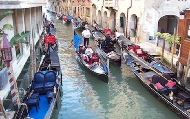 Ανοχή τέλος για τους «ασεβείς» από το δήμο της Βενετίας
