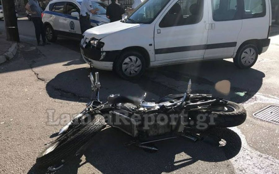 Νέο τροχαίο: Αυτοκίνητο παρέσυρε μοτοσικλετιστή στη Λαμία