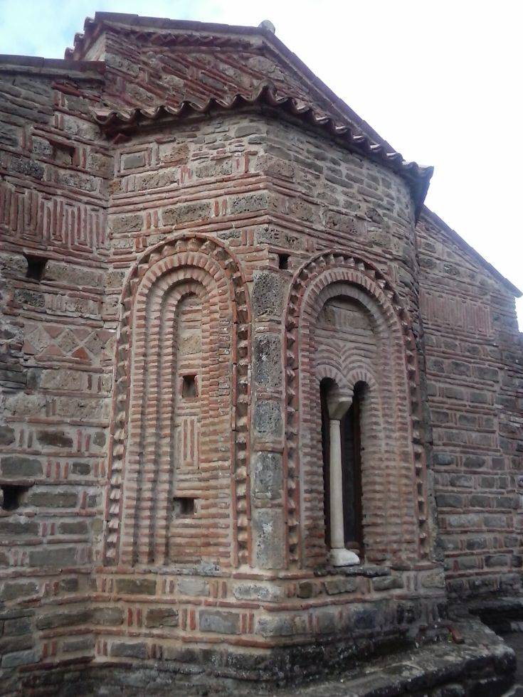 Η Κόκκινη Εκκλησία των Τζουμέρκων, σπουδαίο ιστορικό και θρησκευτικό μνημείο της Ηπείρου