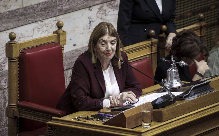Τασία Χριστοδουλοπούλου για τη μετάταξη κόρης της στη Βουλή: Αξιοποιήθηκαν γνωριμίες