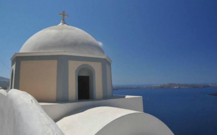Οι Έλληνες γιορτάζουν την Κοίμηση της Θεοτόκου