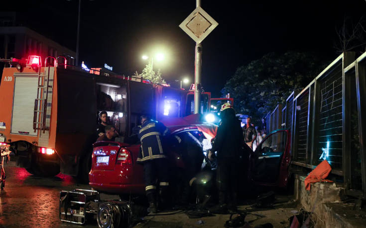 Τραγωδία στο Αίγιο, αυτοκίνητο παρέσυρε και σκότωσε γιαγιά και εγγονάκι