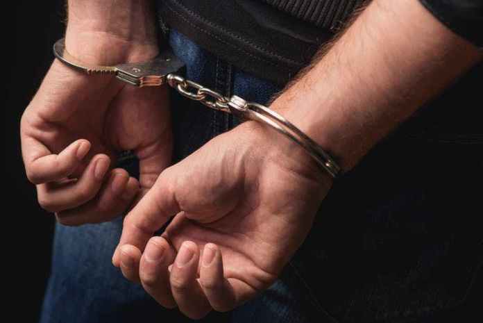 Δύο συλλήψεις επ’ αυτοφώρω για ναρκωτικά στο Ηράκλειο