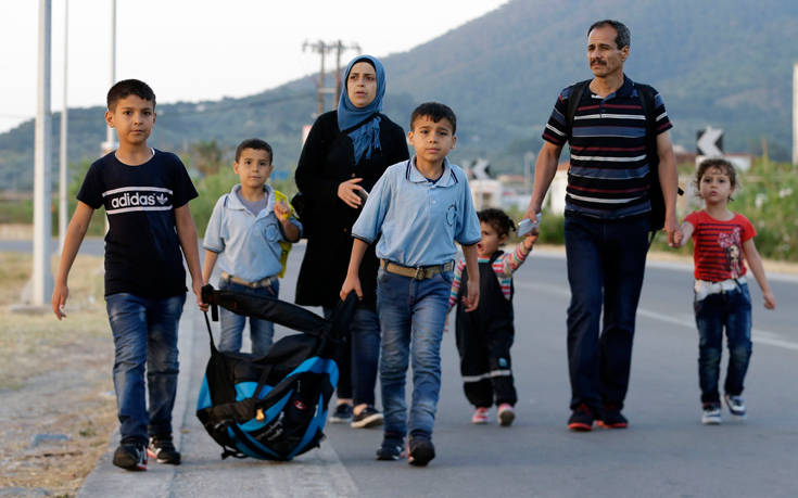 «Σκορπιοί, αρουραίοι και φίδια τσιμπάνε παιδιά στα προσφυγικά καμπ της Λέσβου»