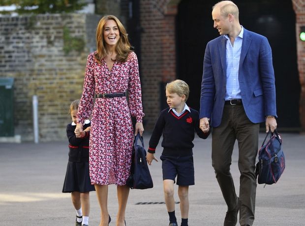 Η Kate Middleton είχε ξαναβάλει το φλοράλ φόρεμα για την πρώτη ημέρα της Charlotte στο σχολείο. Τρέμε Meghan