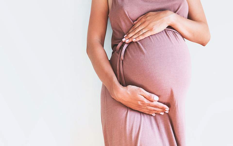 ΕΦΚΑ: Επίδομα μητρότητας και σε ασφαλισμένες του πρώην ΟΑΕΕ