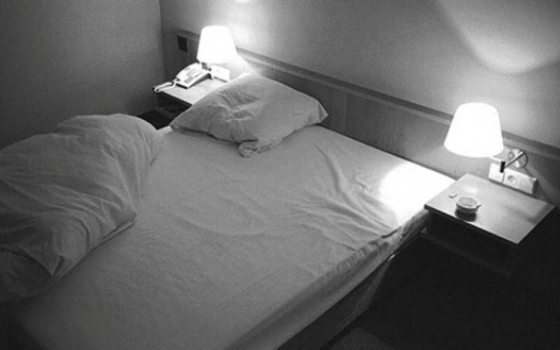 Θεσσαλονίκη: Φοιτήτρια βρήκε κρυφή κάμερα στο δωμάτιό της – Τι ισχυρίζεται ο ιδιοκτήτης