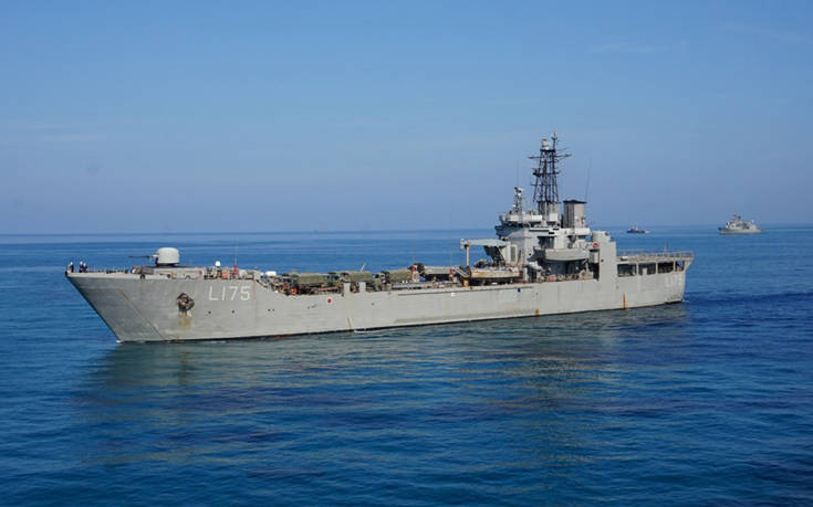 «Τα πλοία του Πολεμικού Ναυτικού να αλωνίσουν τις θάλασσες που επιχειρεί η Τουρκία»