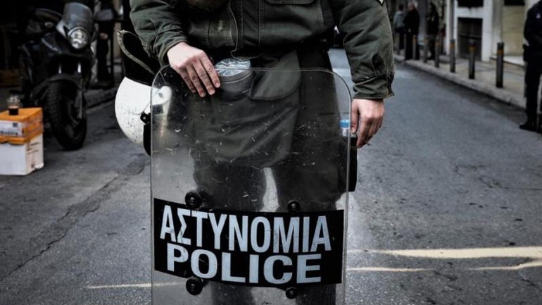 Φοιτήτρια καταγγέλλει πως αστυνομικός της ζήτησε να κατεβάσει το παντελόνι της στην Πατησίων