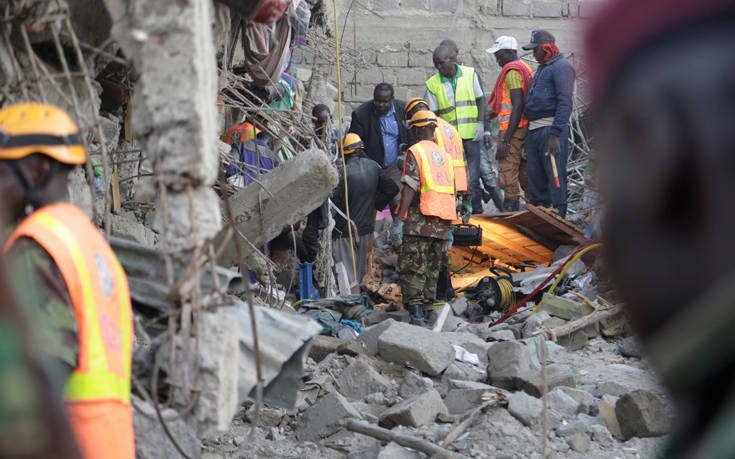 Κένυα: Κατέρρευσε κτίριο στο Ναϊρόμπι, οι φωνές εγκλωβισμένης γυναίκας αντηχούν κάτω από τα χαλάσματα