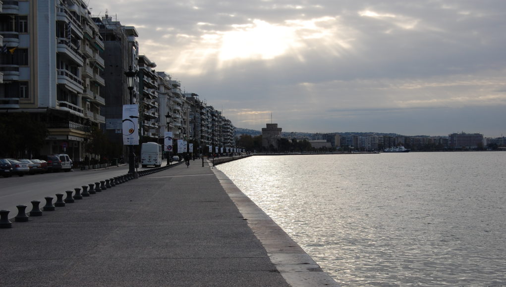 Πτώμα γυναίκας εντοπίστηκε στην παραλία Θεσσαλονίκης