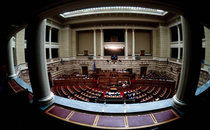Εκλογικός νόμος: Ψηφίζεται απόψε η επαναφορά της ενισχυμένης αναλογικής