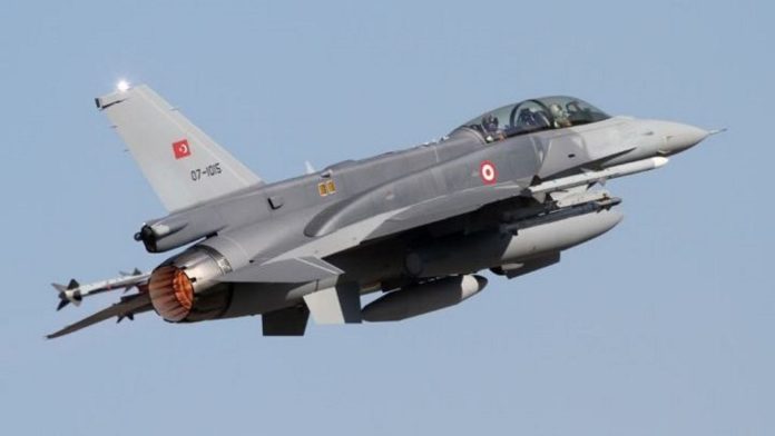 Τουρκικά F-16 πέταξαν πάνω από Ανθρωποφάγους και Μακρονήσι