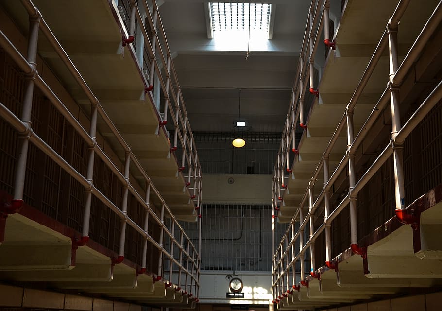Βρήκαν τζακούζι σε κελί στις φυλακές Κορυδαλλού