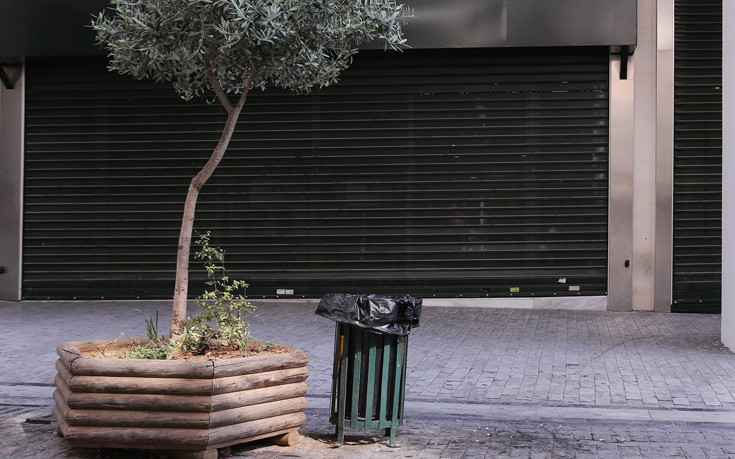 Οι έμποροι στην Αθήνα ανησυχούν για την ασφάλεια των κλειστών καταστημάτων