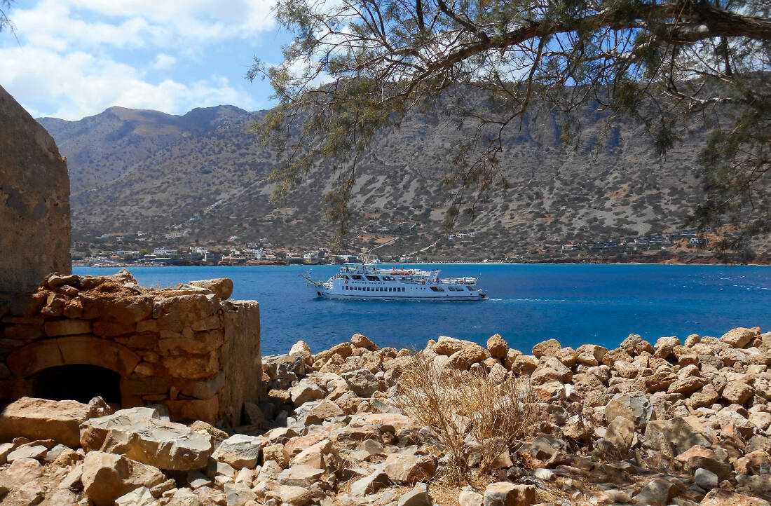 Το μικρό νησάκι στην Κρήτη που έγινε συνώνυμο του πόνου και της καραντίνας