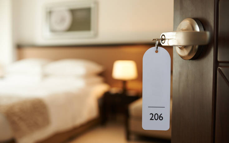 Βήμα για την επιστροφή στην κανονικότητα και στα ξενοδοχεία: Ποια ανοίγουν από σήμερα και πώς