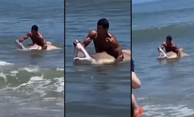 Κολυμβητής έπιασε καρχαρία με τα χέρια και του άνοιξε το στόμα [Βίντεο]