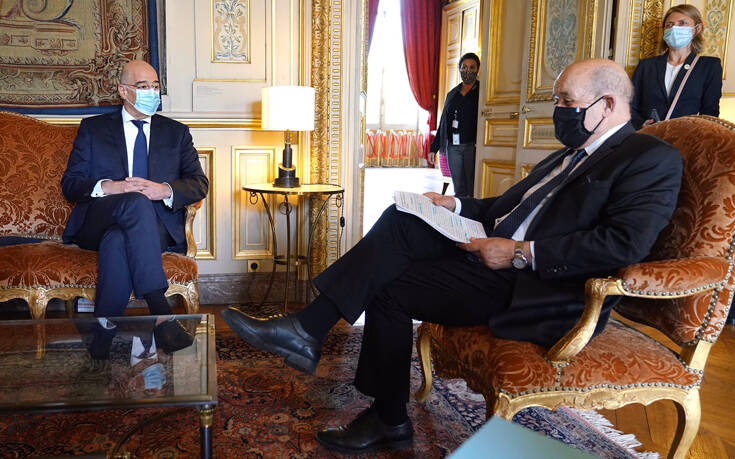 Στο Παρίσι ο Νίκος Δένδιας, στο Συμβούλιο Εξωτερικών της ΕΕ οι τουρκικές προκλήσεις