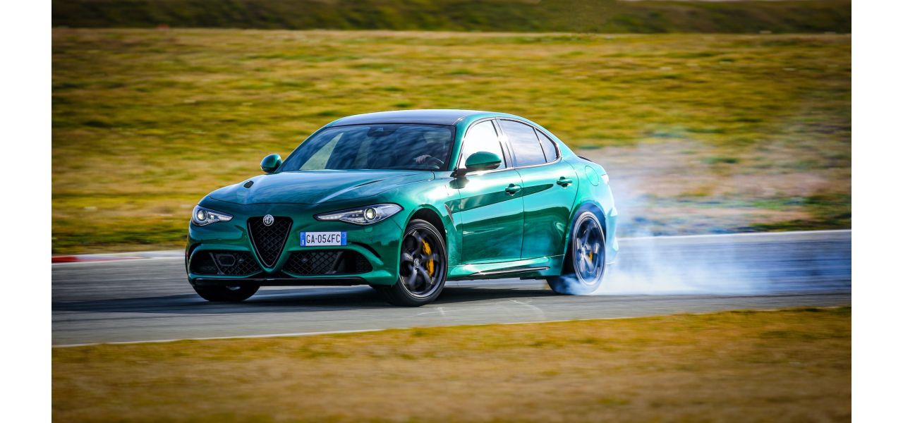 D.N.A. Race Mode:Αποκάλυψη για τον μαγικό κόσμο της αγωνιστικής αίσθησης των Alfa Romeo Quadrifoglio