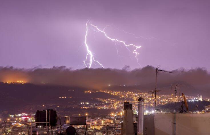 Κακοκαιρία Ιανός: Ισχυρές καταιγίδες πλήττουν Ηλεία και Μεσσηνία