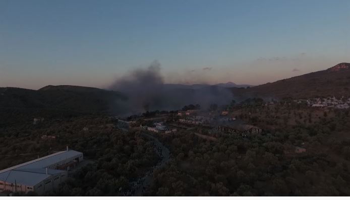 Φωτιά στη Μόρια: Drones κατέγραψαν τον καμένο καταυλισμό από ψηλά [βίντεο]
