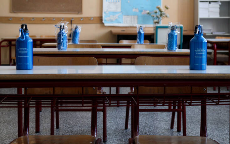 ΣΥΡΙΖΑ: Ζοφερή η έλλειψη κυβερνητικής προετοιμασίας – Ορατό το μαζικό κλείσιμο σχολείων