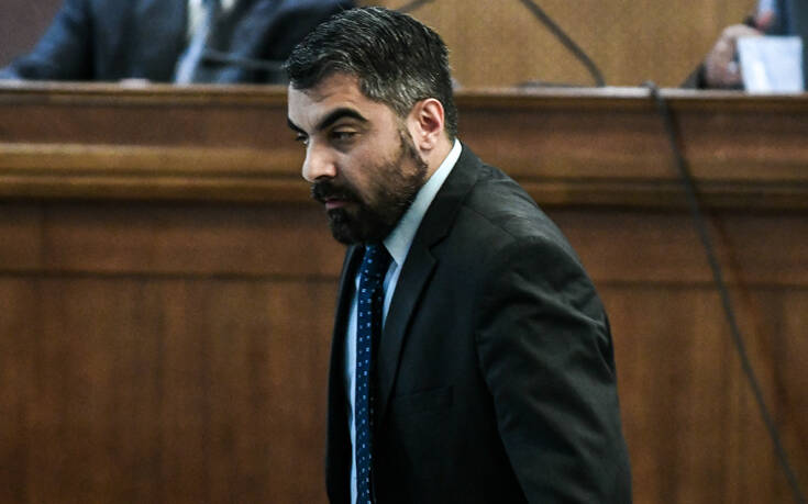 Δίκη Χρυσής Αυγής: Στο δικαστήριο ο Αρτέμης Ματθαιόπουλος και ο Κώστας Μπαρμπαρούσης