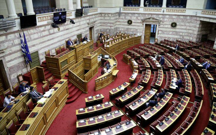 Βουλή: Τέσσερις είναι οι προτάσεις δυσπιστίας που έχουν κατατεθεί κατά υπουργών από την μεταπολίτευση μέχρι σήμερα