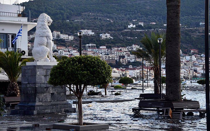Τούρκος ναύαρχος: Ο σεισμός στη Σάμο απέδειξε ότι τα ελληνικά νησιά στις ακτές μας ανήκουν στην τουρκική υφαλοκρηπίδα