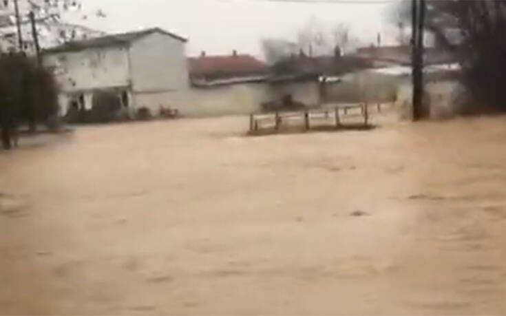 Κακοκαιρία στη Θράκη: Πλημμυρισμένα 110.000 στρέμματα σε Έβρο και Ροδόπη