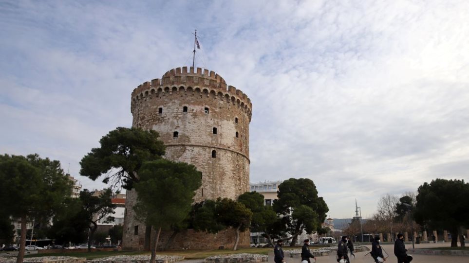 Κορωνοϊός – Θεσσαλονίκη: Έκτακτη σύσκεψη για την πανδημία – Στο τραπέζι νέα μέτρα