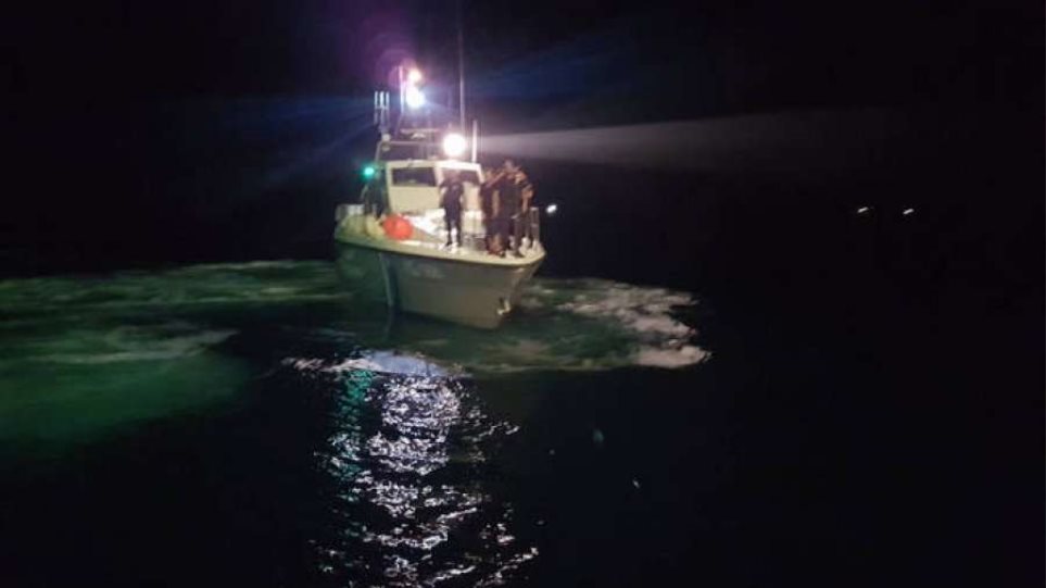 Καλοχώρι Θεσσαλονίκης: Βρέθηκε κλεμμένο όχημα στη θάλασσα
