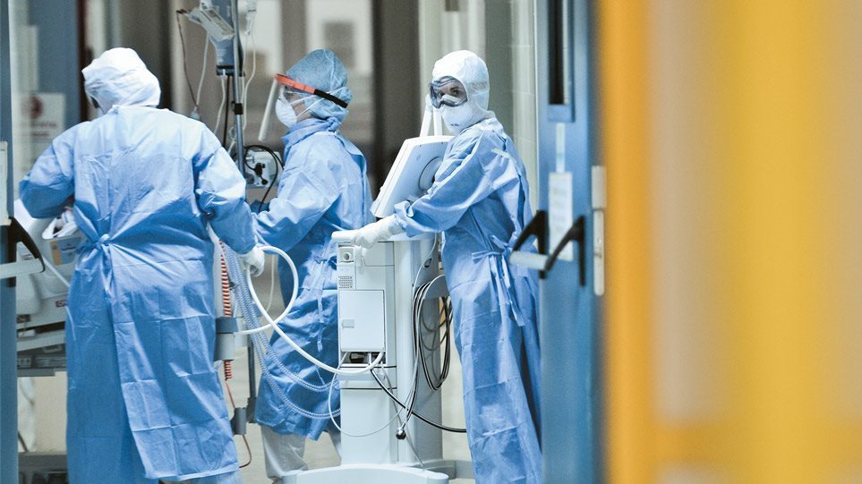 Κορωνοϊός: Συναγερμός στο νοσοκομείο «Μεταξά» για τη διασπορά σε προσωπικό και ασθενείς