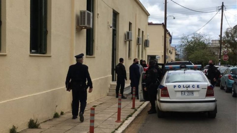 Έγκλημα στην Κυπαρισσία: «Ήταν θέμα τιμής» είπε ο 72χρονος – Σκότωσε τον 39χρονο για λογαριασμό €143