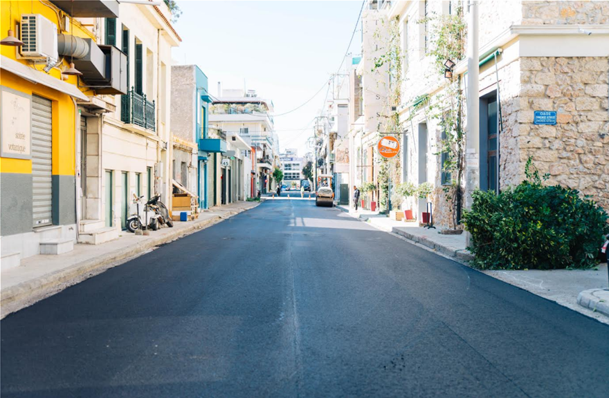 Ασφαλτοστρώθηκαν οι πρώτοι 78 δρόμοι στις γειτονιές της Αθήνας
