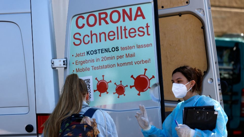 Κορωνοϊός – Γερμανία: Πάνω από 5.000 κρούσματα σε 24 ώρες – Ακόμα 64 θάνατοι εξαιτίας της Covid-19