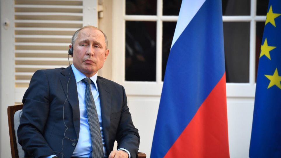 Κρεμλίνο: Αναποφάσιστος ακόμα ο Πούτιν για τη συνάντηση με Μπάιντεν