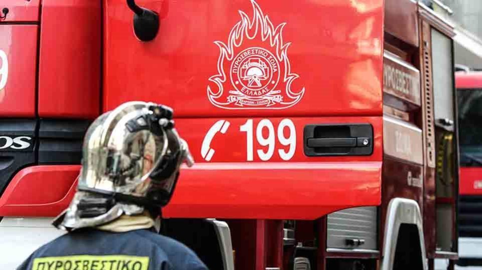 Κρήτη: Φωτιά σε καφενείο στο Ηράκλειο – Στο νοσοκομείο ο ιδιοκτήτης