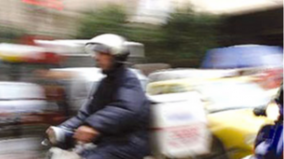 Βόλος: Ζητούν να δικαιωθεί ο ντελιβεράς που τραυματίστηκε σε εργατικό ατύχημα