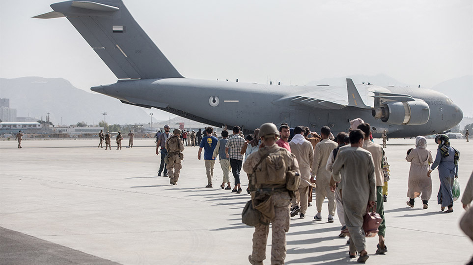Αφγανιστάν – Γαλλία: «Μπορεί να συνεχιστούν οι απομακρύνσεις και μετά την Παρασκευή»