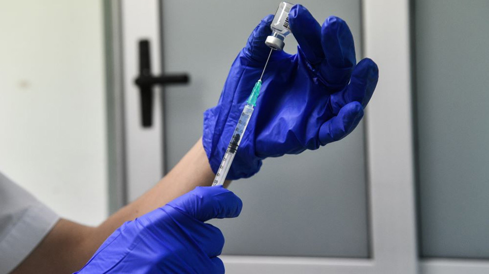 Καρδίτσα: Ερευνούν το ενδεχόμενου κυκλώματος – Στον Παλαμά ζουν 6.000 και εμβολιάστηκαν 40.000