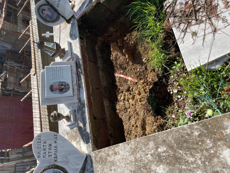 Κακοκαιρία «Μπάλλος»: Καταστράφηκε μέρος του νεκροταφείου στο Ληξούρι – Αγανακτισμένοι οι κάτοικοι με τον δήμο