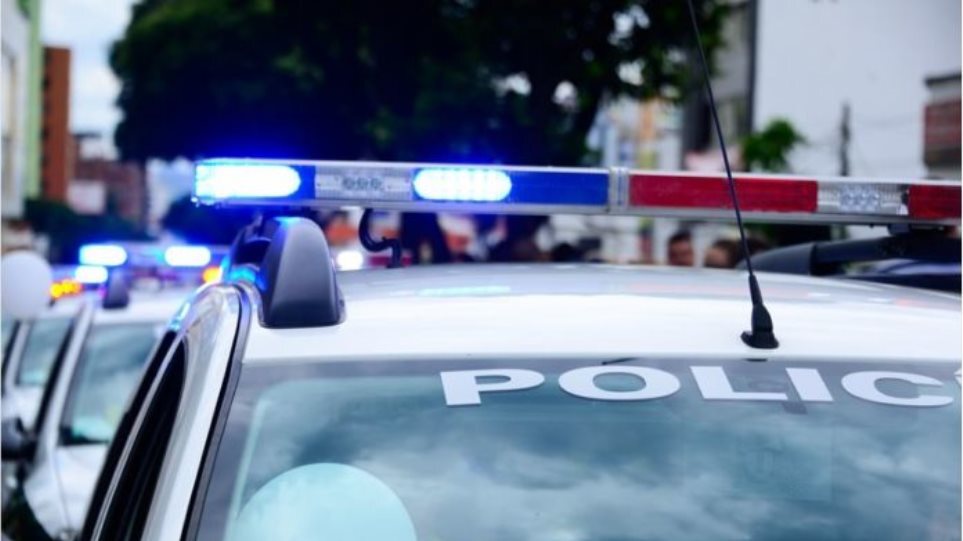 Τρία άτομα συνελήφθησαν στην Ακρόπολη – Προσπάθησαν να αναρτήσουν πανό