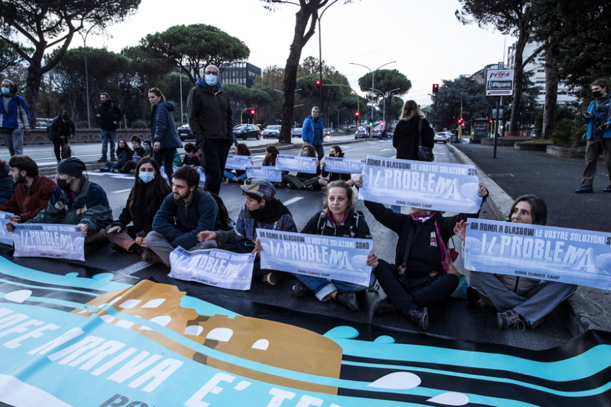 Ιταλία – G20: Διαδηλωτές προσπάθησαν να μπλοκάρουν την οδό που οδηγεί στο συνεδριακό κέντρο